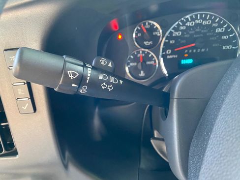 Used 2025 Chevrolet Express 2500 w/ Driver Convenience Package RWD image 46