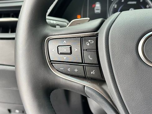 Used 2024 Lexus ES 350 w/ Premium Package image 33