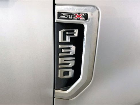Used 2020 Ford F350 XL w/ STX Appearance Package image 9