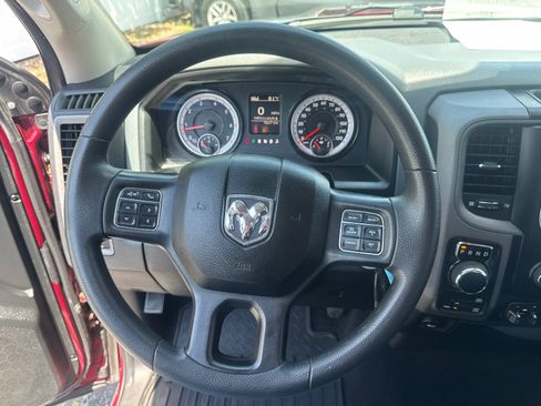 Used 2018 RAM 1500 Express w/ Wheel & Sound Group AWD/4WD image 15