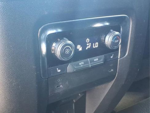 Used 2025 GMC Yukon Denali AWD/4WD image 22