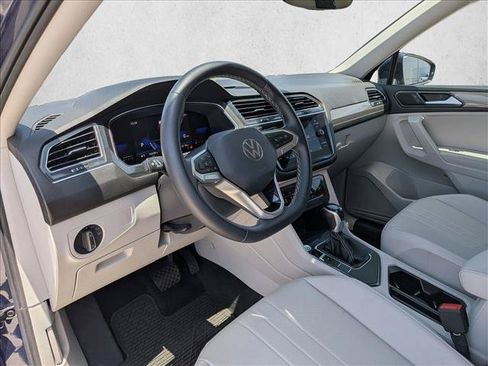 Used 2022 Volkswagen Tiguan SE FWD image 10