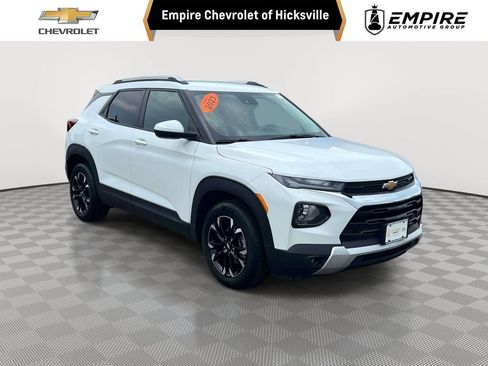 Used 2023 Chevrolet TrailBlazer LT FWD image 1