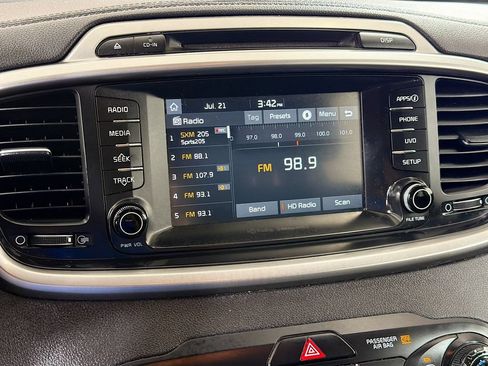 Used 2017 Kia Sorento FWD w/ LX Convenience Package image 15