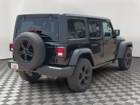 Used 2023 Jeep Wrangler Unlimited Sport AWD/4WD image 9