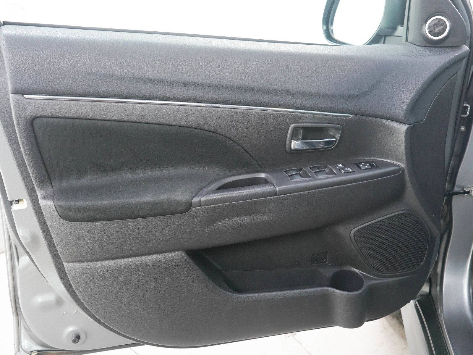 Used 2014 Mitsubishi Outlander Sport SE AWD/4WD image 19