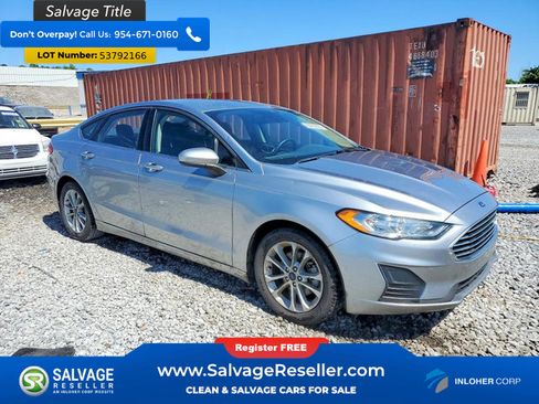 Used 2020 Ford Fusion SE FWD image 5