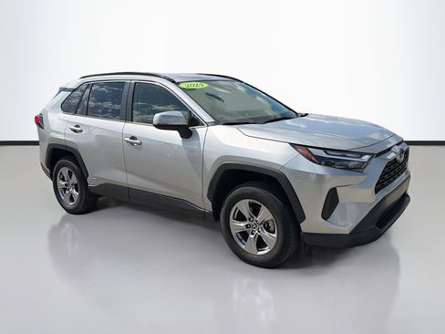 Used 2024 Toyota RAV4 XLE image 1