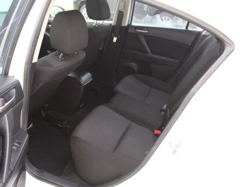 Used 2012 MAZDA MAZDA3 i Sport image 27