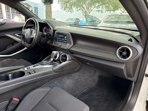 Used 2016 Chevrolet Camaro LT RWD image 67