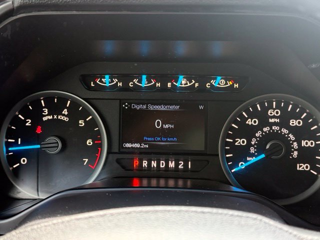 Used 2017 Ford F150 XLT w/ Equipment Group 302A Luxury AWD/4WD image 19