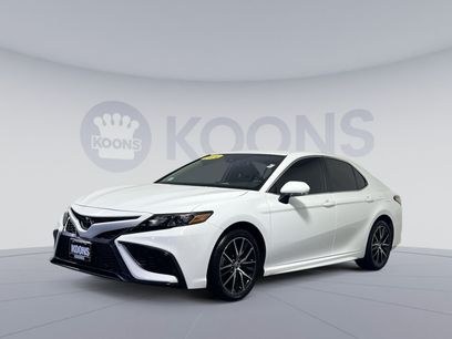 Used 2024 Toyota Camry SE w/ Convenience Package