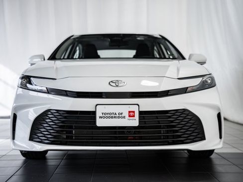 Used 2025 Toyota Camry LE image 2