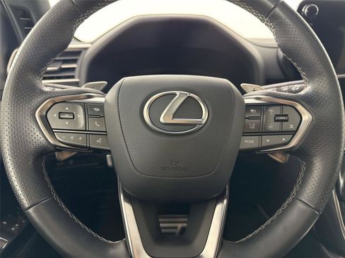 Used 2024 Lexus LX 600 F Sport image 17