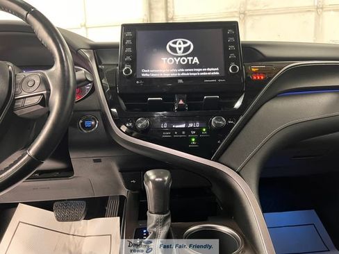 Used 2022 Toyota Camry XSE w/ Navigation Package FWD image 38