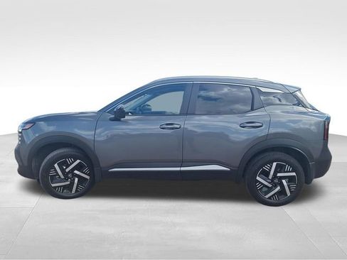 Certified 2026 Nissan Kicks SV w/ SV Premium Package FWD image 5