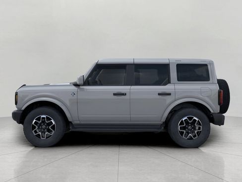 New 2026 Ford Bronco Outer Banks AWD/4WD image 3