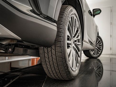 Certified 2024 Lexus RX 450h AWD w/ Convenience Package image 44