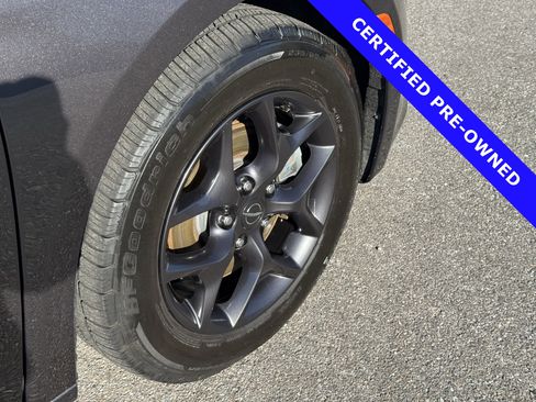 Used 2020 Chrysler Pacifica Limited w/ Advanced Safetytec Group image 12