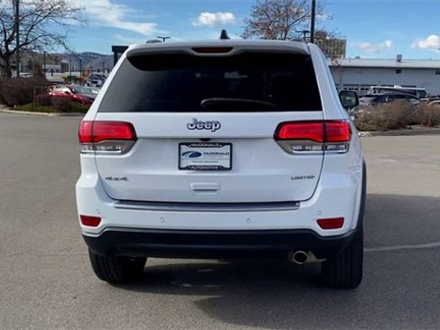 Used 2022 Jeep Grand Cherokee Limited image 3