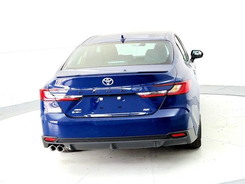 New 2026 Toyota Camry SE image 5