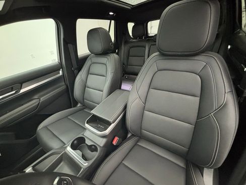 New 2026 GMC Terrain Elevation w/ Elevation Premium Package image 20