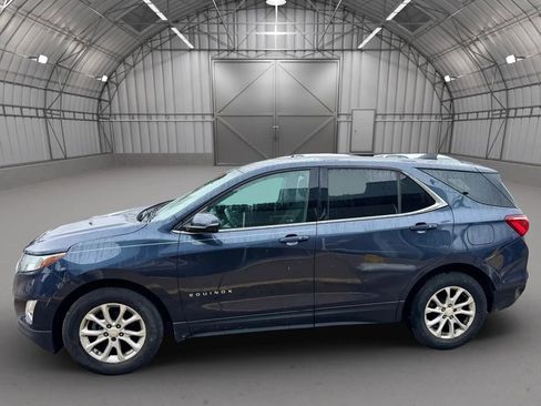 Used 2018 Chevrolet Equinox LT image 4