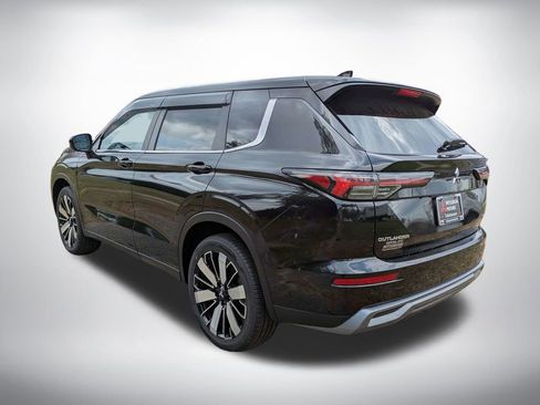 New 2026 Mitsubishi Outlander SE FWD image 6