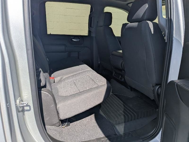 Used 2020 GMC Sierra 2500 4x4 Crew Cab w/ Convenience Package image 18