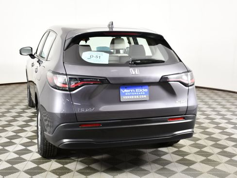Certified 2024 Honda HR-V LX image 7