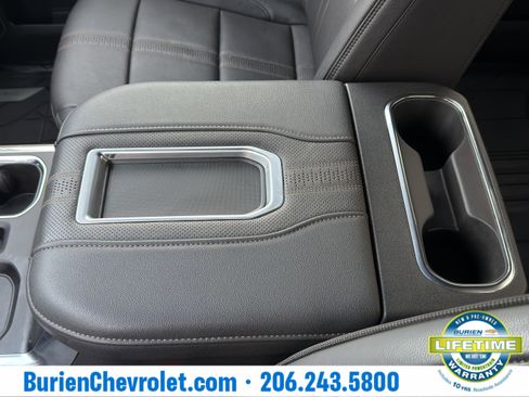 Used 2022 Chevrolet Silverado 1500 High Country w/ High Country Premium Package image 19