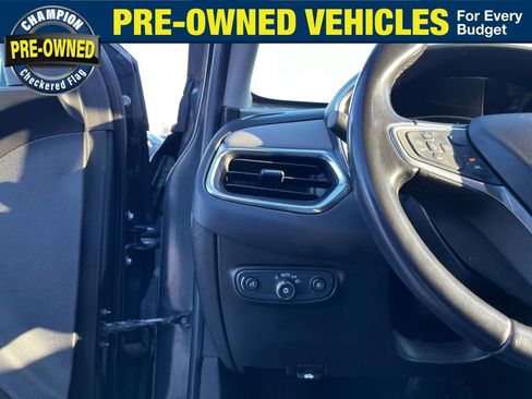 Used 2020 Chevrolet Equinox LT w/ Driver Convenience Package image 24
