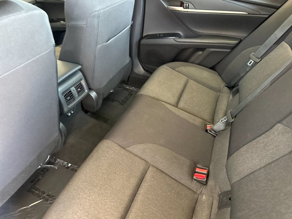 Used 2025 Toyota Camry LE FWD image 11