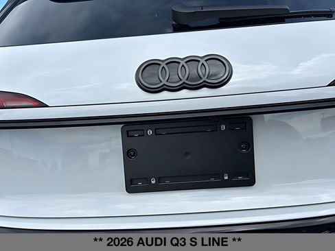 New 2026 Audi Q3 quattro 2.0T image 13