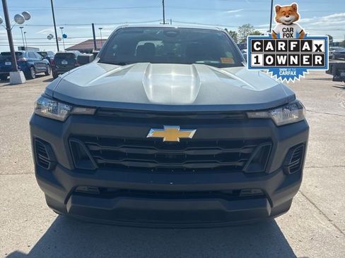 Used 2023 Chevrolet Colorado W/T image 2