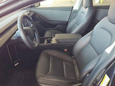 Used 2024 Tesla Model 3 Standard Range RWD image 7