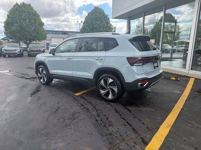 New 2026 Volkswagen Taos SE