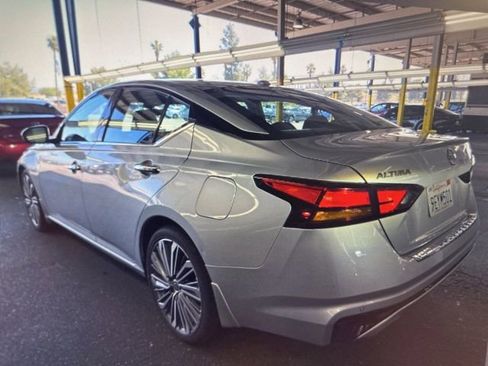 Used 2023 Nissan Altima 2.5 SL image 10