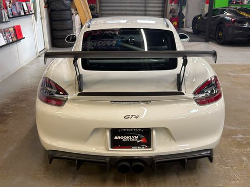 Used 2016 Porsche Cayman GT4 RWD image 9
