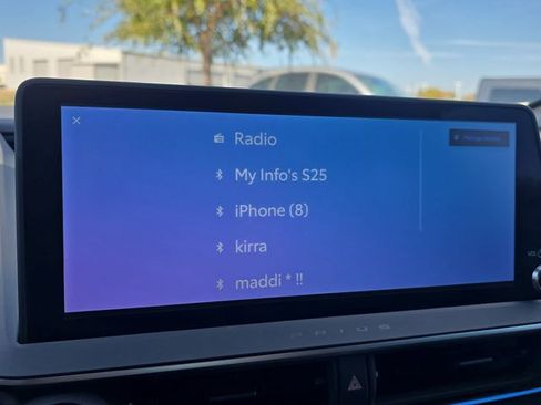 Used 2025 Toyota Prius Limited image 21