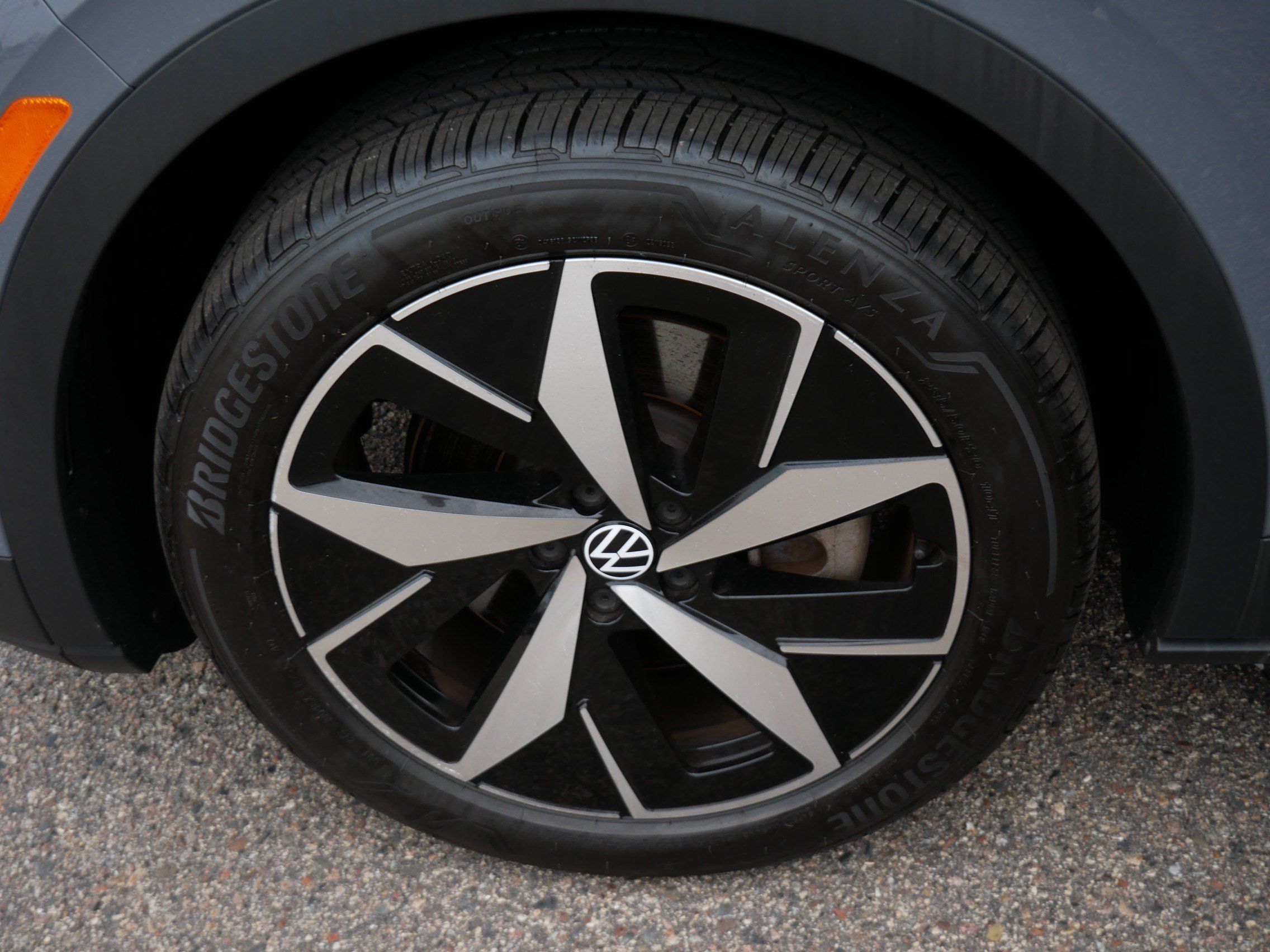 Certified 2023 Volkswagen ID.4 Pro S AWD/4WD image 15
