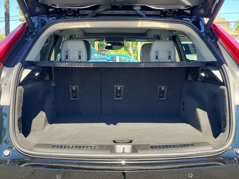 Certified 2023 Cadillac XT4 Premium Luxury image 24