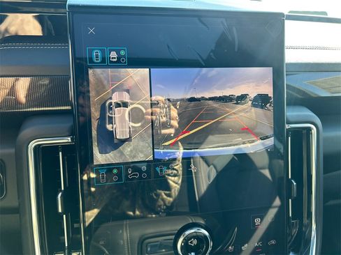 New 2026 GMC Yukon XL Elevation w/ Elevation Premium Package image 25