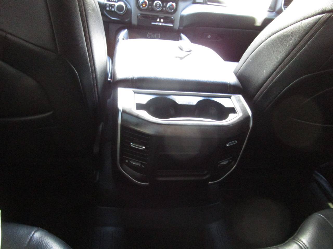 Used 2021 RAM 1500 Big Horn AWD/4WD image 16