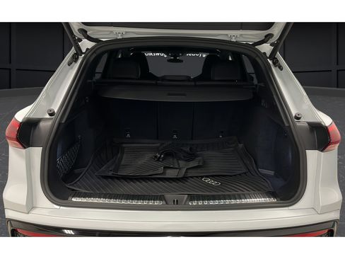 Used 2025 Audi SQ5 Premium Plus AWD/4WD image 24