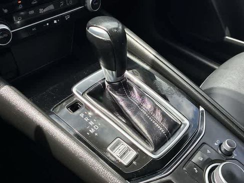 Used 2021 MAZDA CX-5 Touring FWD image 33