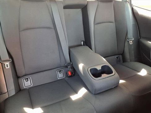 Certified 2025 Toyota Corolla LE image 21