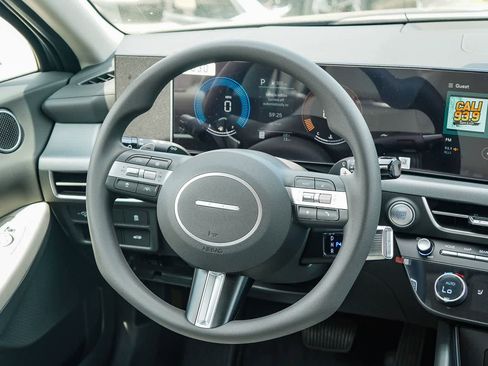 Certified 2025 Hyundai Sonata SEL image 16