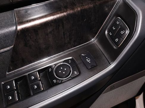 Certified 2023 Ford F550 4x4 Crew Cab Super Duty image 14