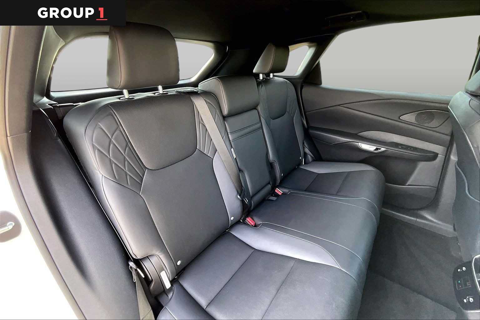 Used 2026 Lexus RX 350 Premium w/ Convenience Package FWD image 17